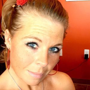 Meet your Posher, Tracy